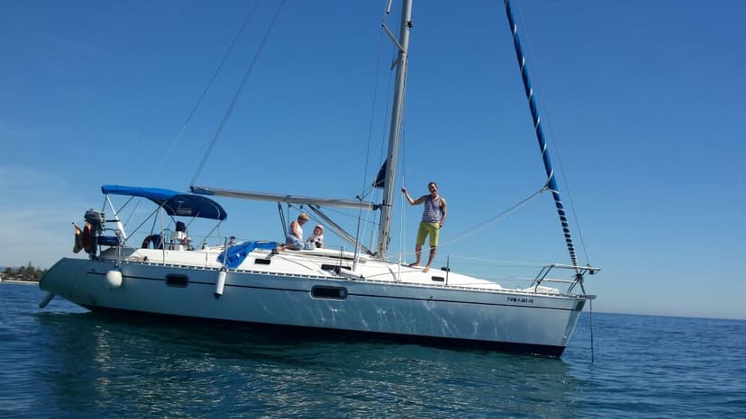 Paseo en velero por la bahía de Estepona