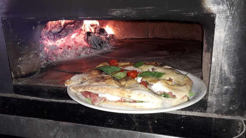 A Tavola (Italiano) — Restaurante, Zona Este