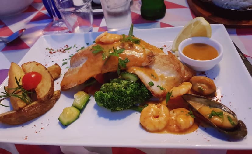 Restaurante Dominion Beach — Restaurante, Zona Este