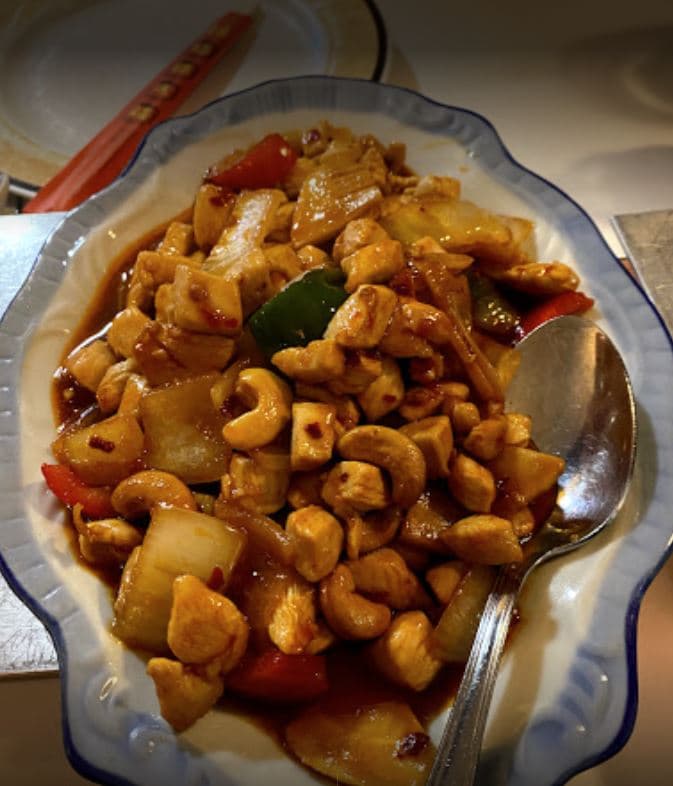 Golden Sun (Chino) — Restaurante, Zona Este