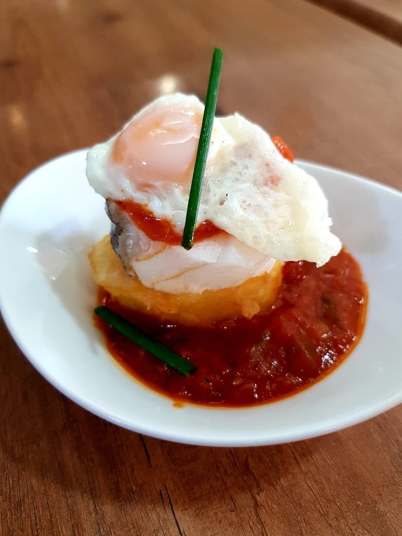 Halomon — Bar y tapeo, Puerto
