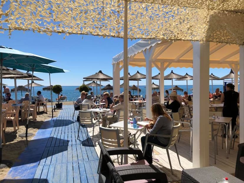 Chiringuito Pepe’s Beach — Chiringuito, Zona Este