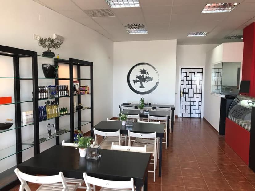 Pepe Sushi House (Japonés) — Restaurante, Paseo marítimo