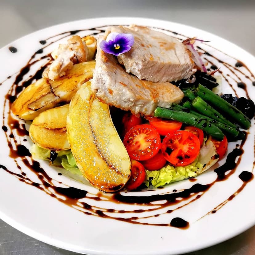 Plan B Restaurant — Bar y tapeo, Puerto