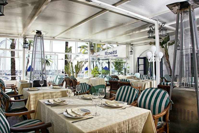 Rosatti (Italiano) — Restaurante, Puerto