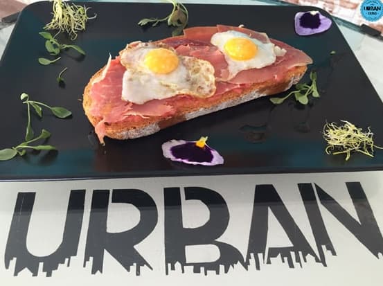 Urban Tapas Estepona — Bar y tapeo, Puerto