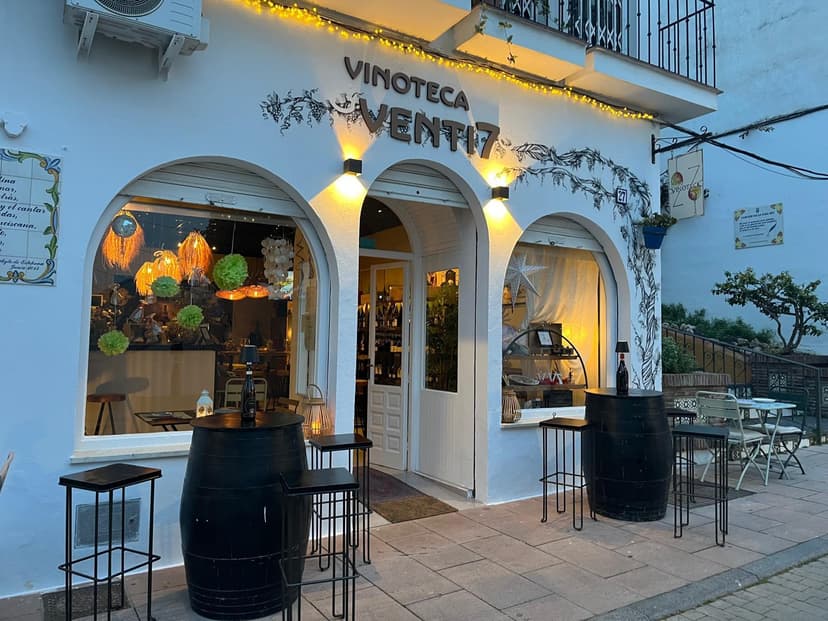 Vinoteca 27 en Estepona