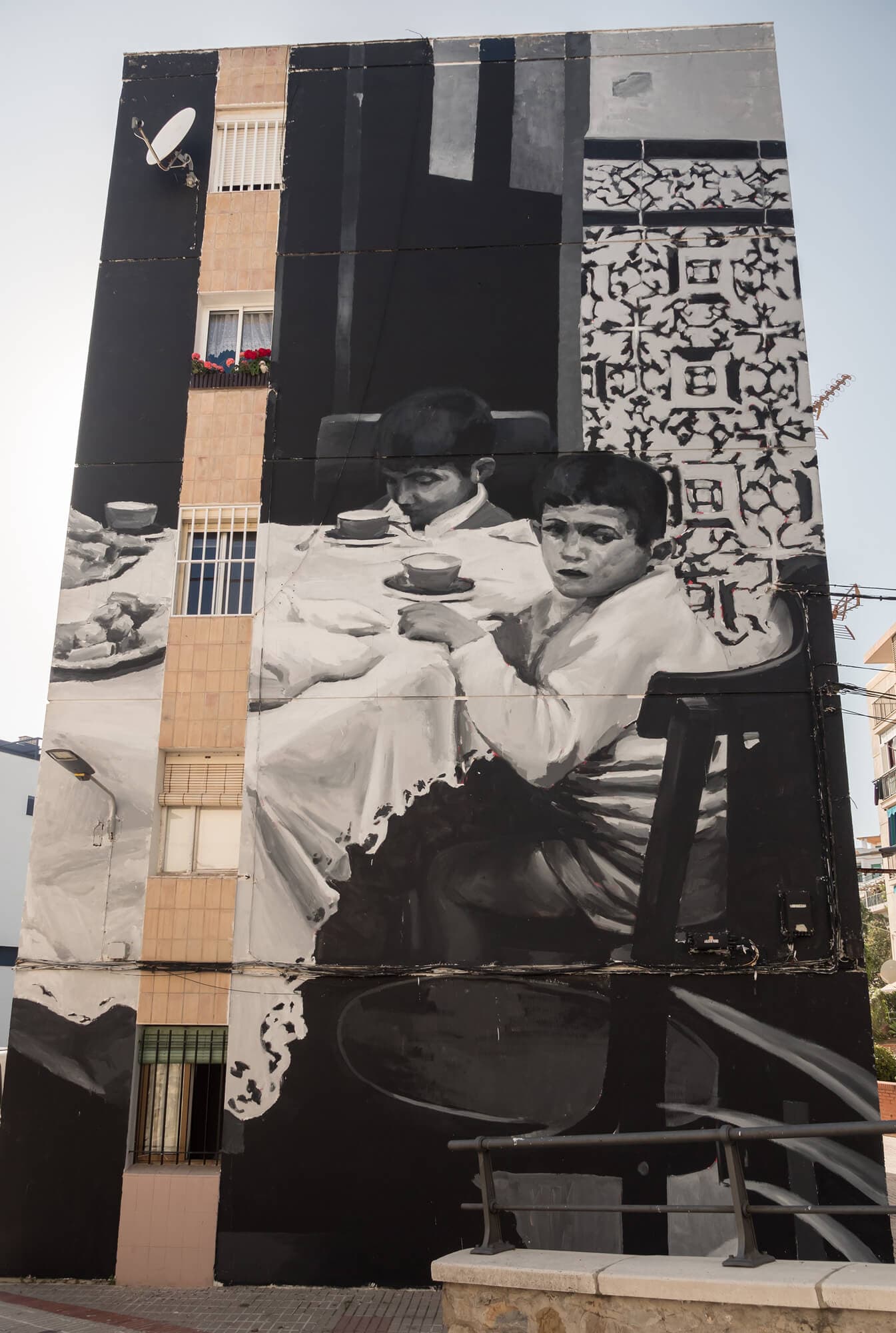 Mural "Sin Título" de Alejandro Gambín Vicente en Estepona