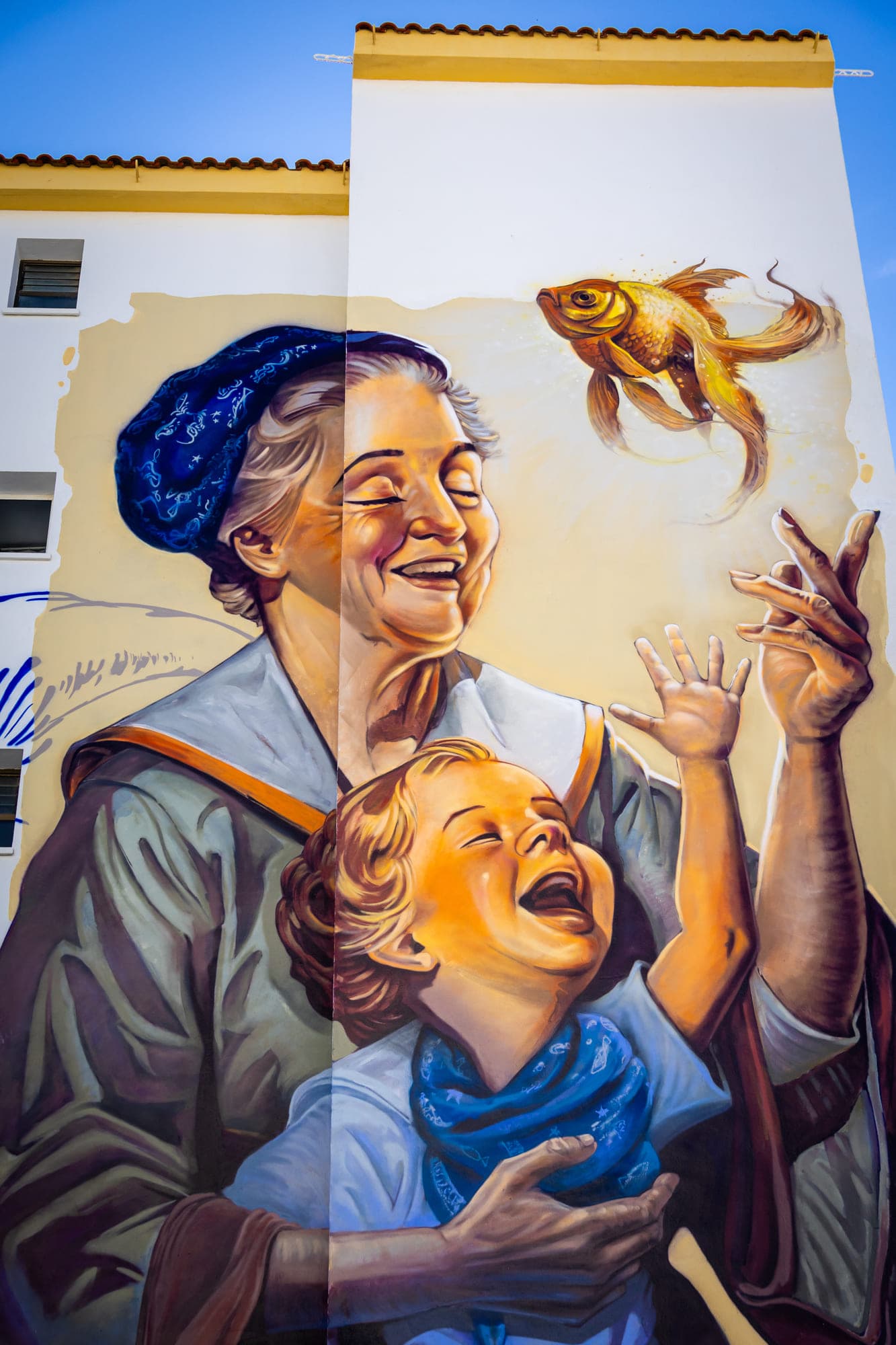 Mural "El Vínculo que nos Une" de Ignacio Basave Cavanna en Estepona