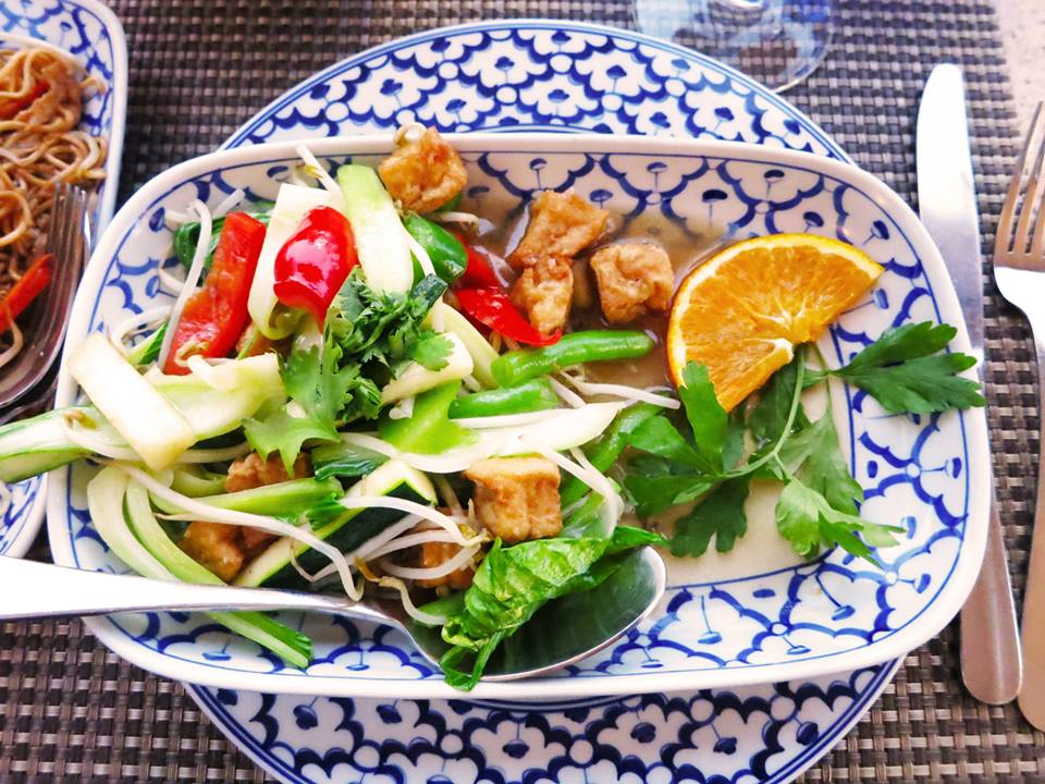 Thapa Thai (Tailandés)
